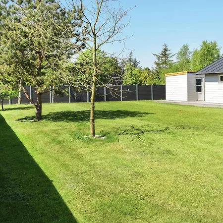 5 Bedroom Amazing In Holiday home *