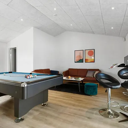 5 Bedroom Amazing In إيبلتوفت